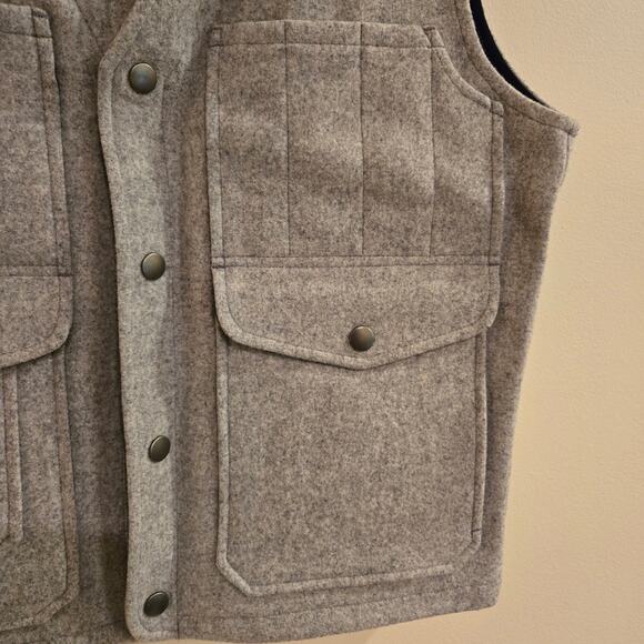 Pendleton Wool Vest Light Gray Size L Front Snap Closure Multiple Pockets - Picture 4 of 14